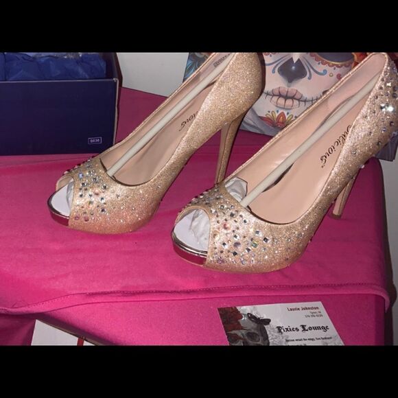 Fabulicious Heiress Rhinestone Heels - Picture 1 of 6